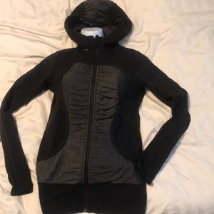 Lulu Lemon zip up size 8